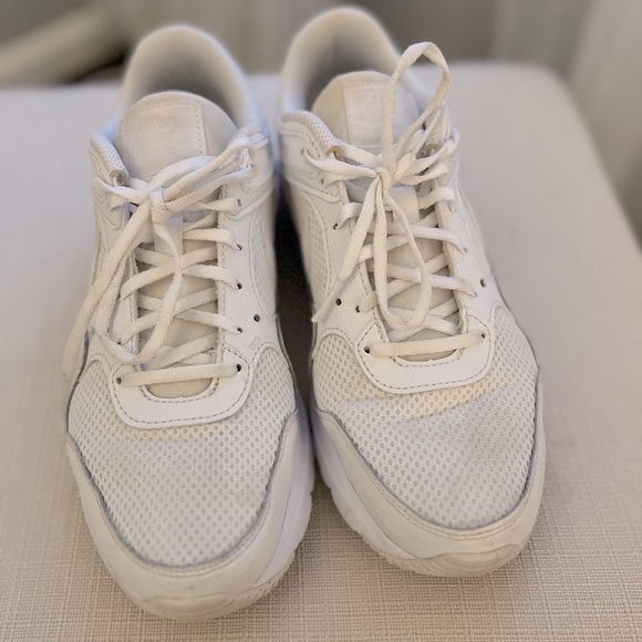 Nike Shoes - Women’s Nike Air Max SC Sneakers